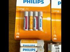 Batteria Philips Long Life 2 AAA zinco-carbone da 1170 mAh, in confezione blister